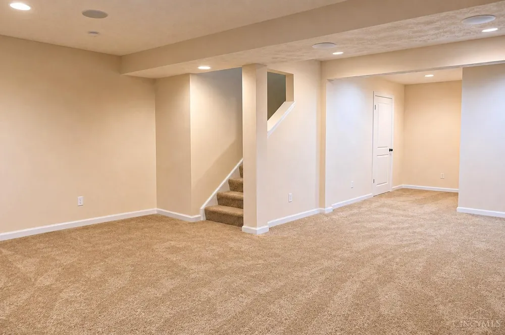1555 Cedar Creek Drive Clearcreek, OH 45458