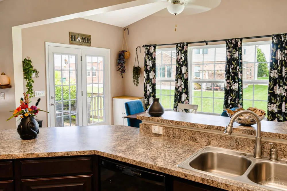 1555 Cedar Creek Drive Clearcreek, OH 45458