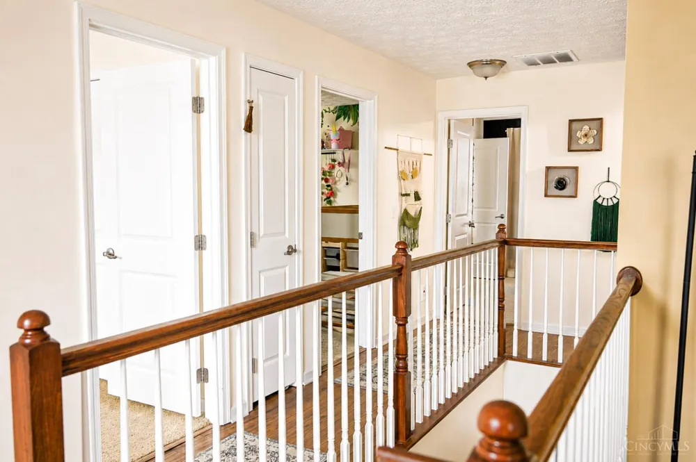 1555 Cedar Creek Drive Clearcreek, OH 45458