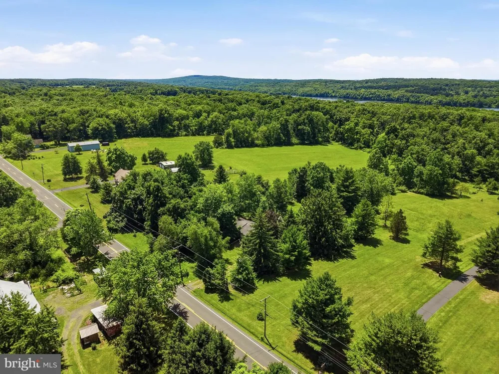 3610 RIDGE ROAD Perkasie, PA 18944