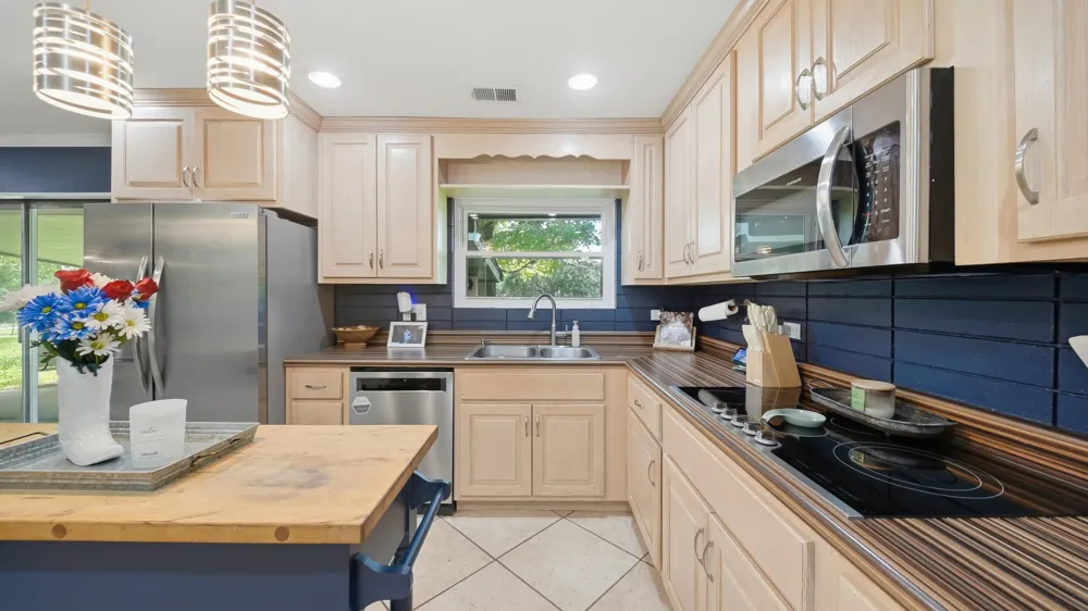 4989 Cleveland Highway Cohutta, GA 30710