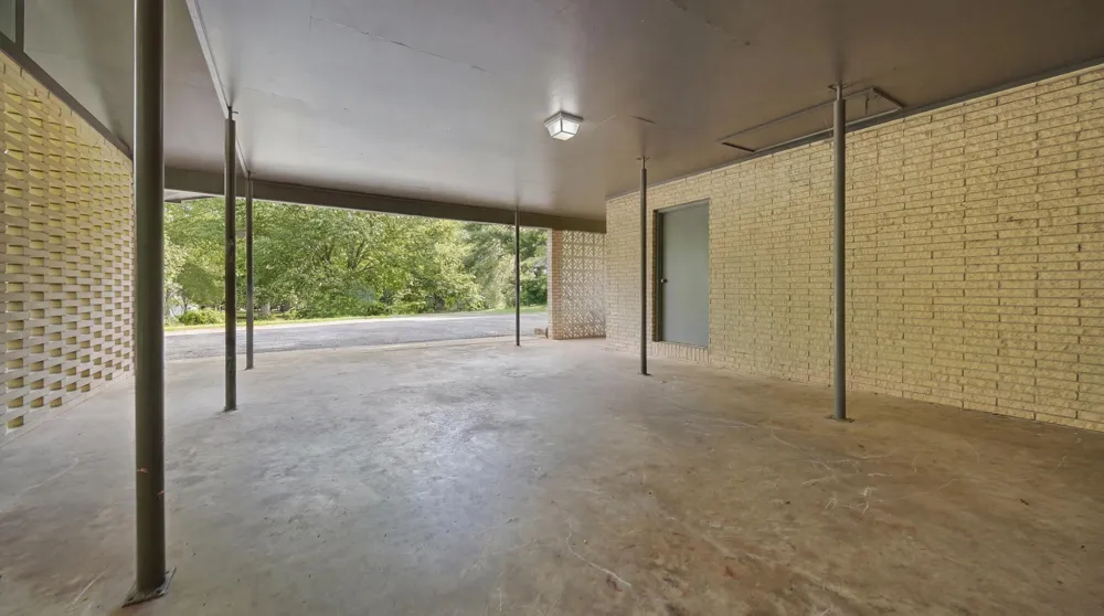 4989 Cleveland Highway Cohutta, GA 30710