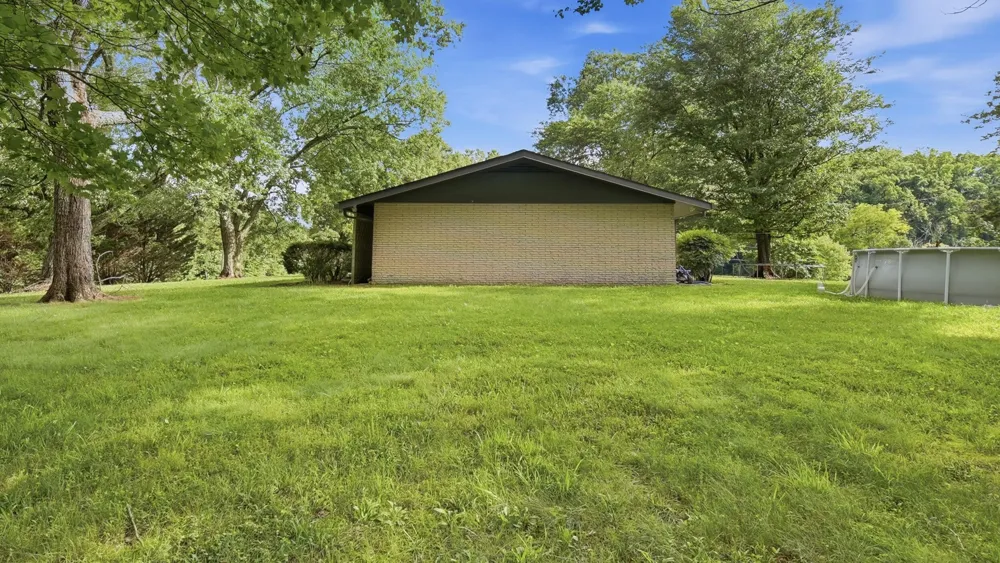 4989 Cleveland Highway Cohutta, GA 30710