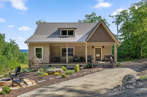 1641 Sunset Drive