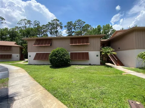 160 LIVE OAK WOODS COURT #3A