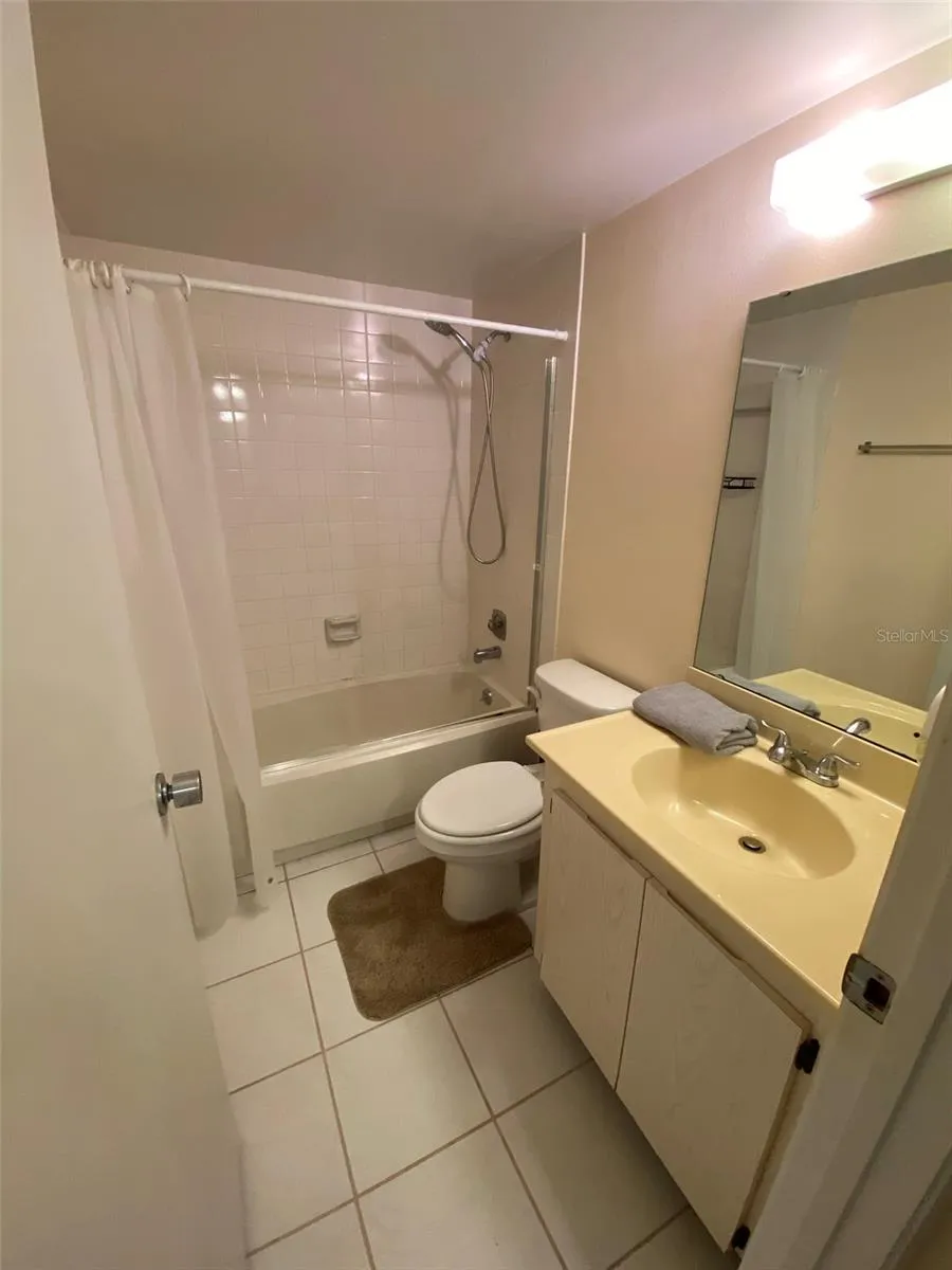 160 LIVE OAK WOODS COURT #3A Deltona, FL 32725