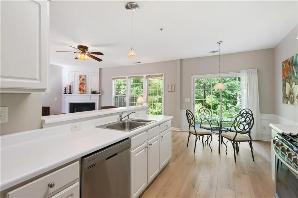 120 Regent Place Woodstock, GA 30188