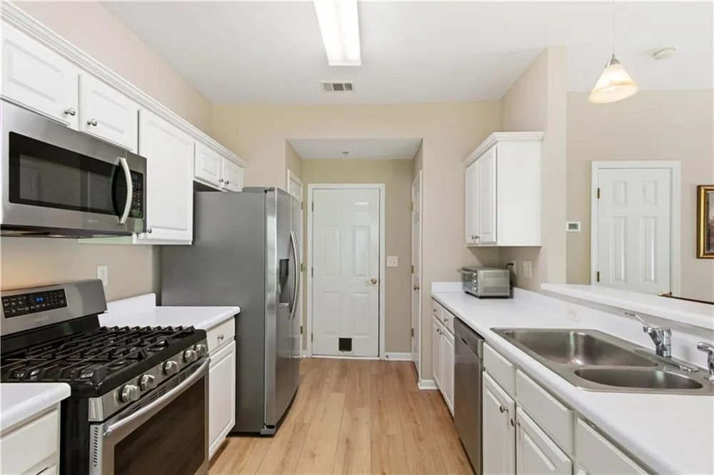 120 Regent Place Woodstock, GA 30188