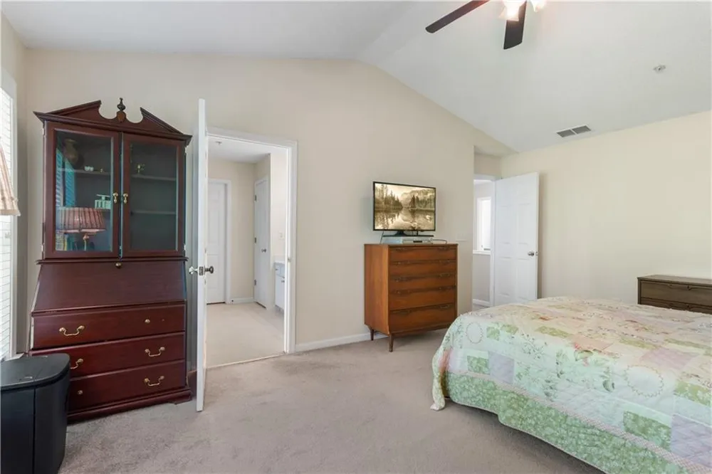 120 Regent Place Woodstock, GA 30188