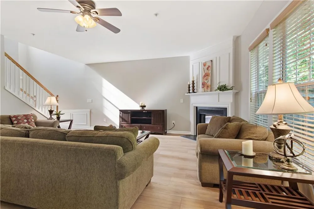 120 Regent Place Woodstock, GA 30188