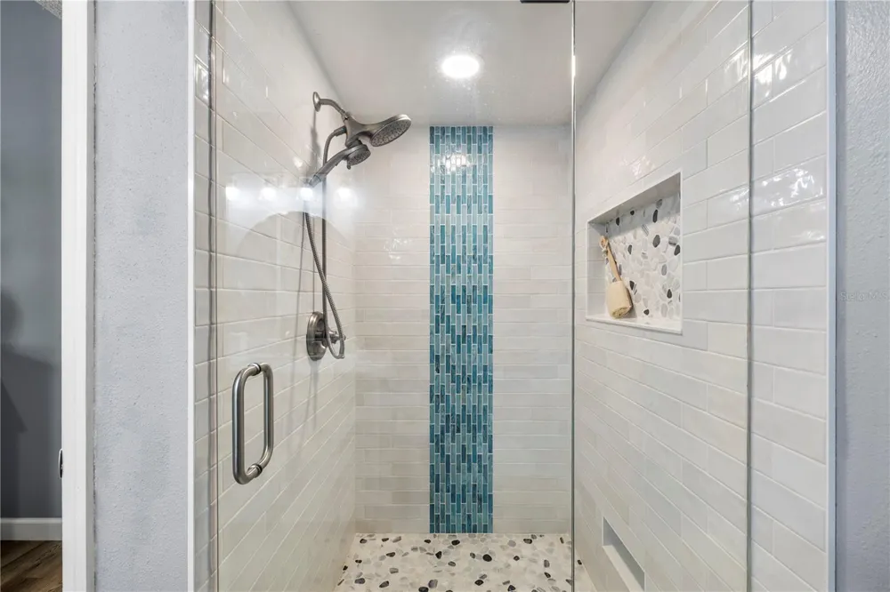 3122 WHISPERING DRIVE Largo, FL 33771