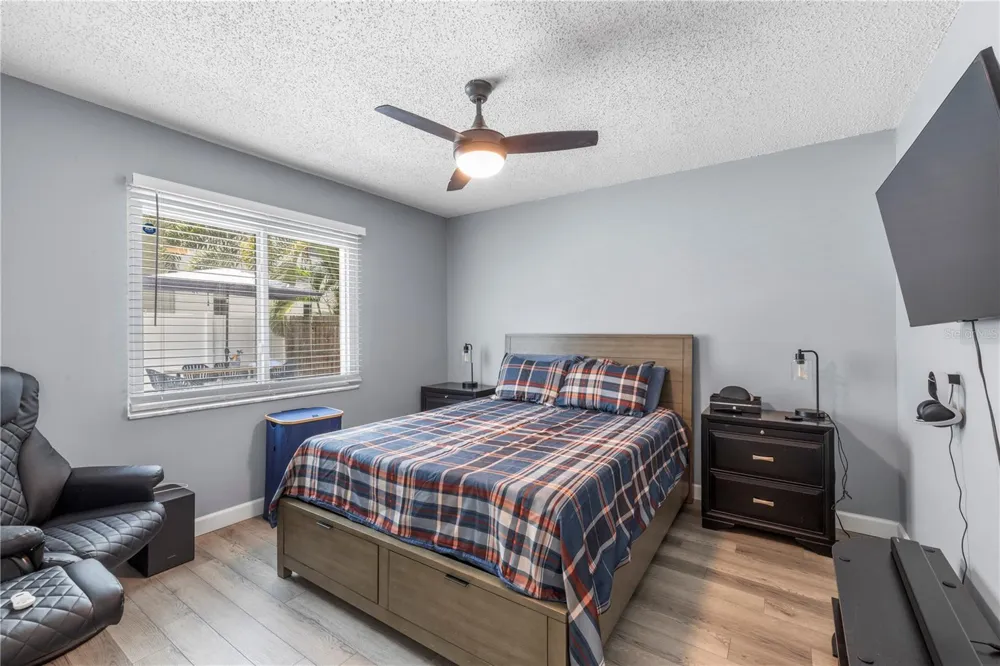 3122 WHISPERING DRIVE Largo, FL 33771
