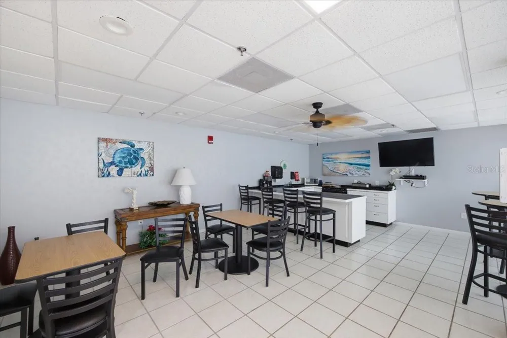 7050 SUNSET DRIVE S #216 South Pasadena, FL 33707