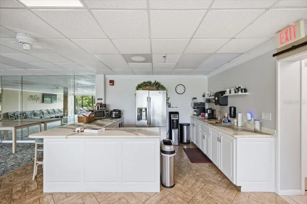 7050 SUNSET DRIVE S #216 South Pasadena, FL 33707