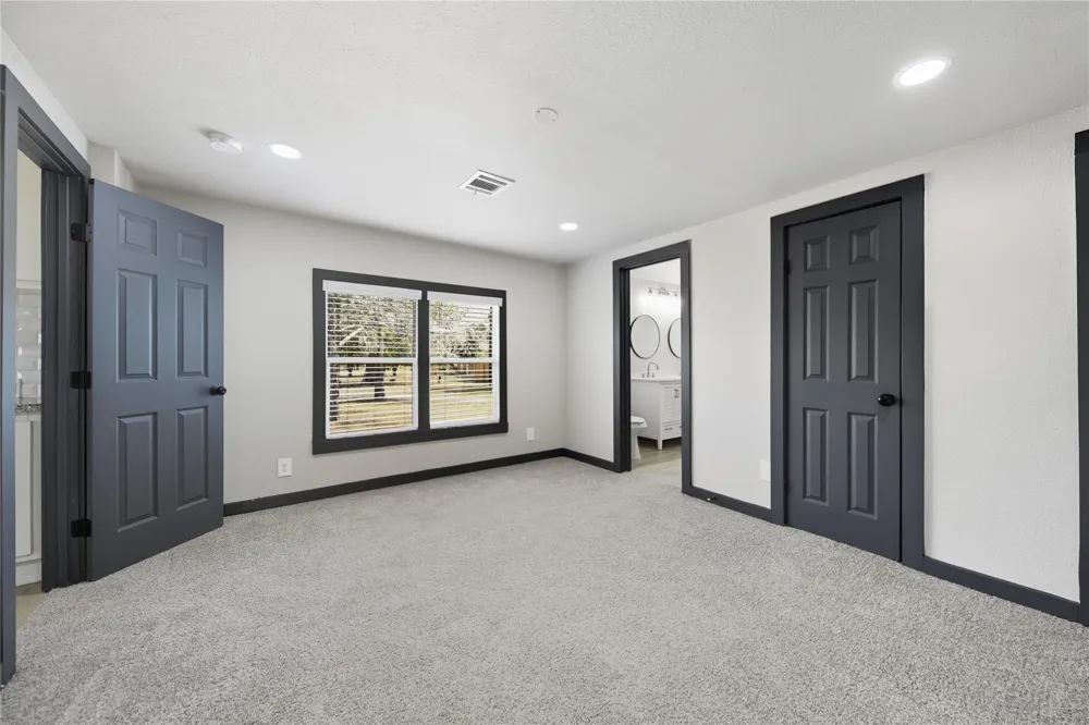 9137 Conner Road Washington, TX 77880