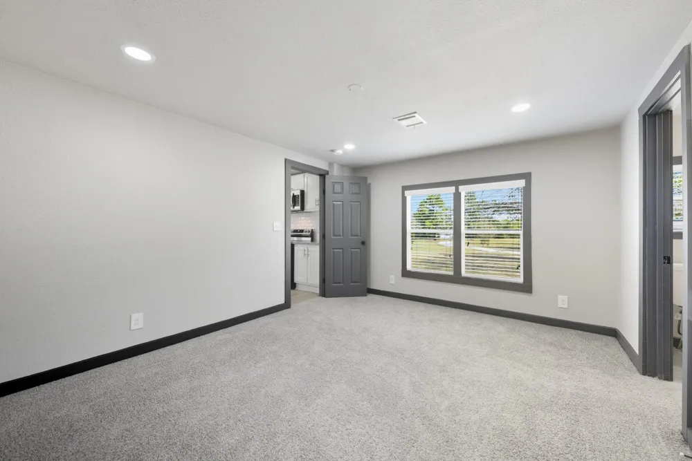 9137 Conner Road Washington, TX 77880