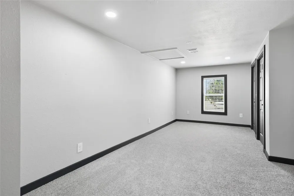 9137 Conner Road Washington, TX 77880