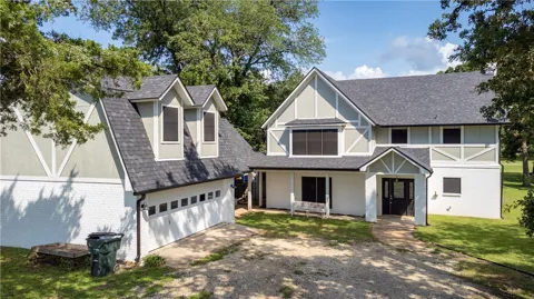 38 Golfview Drive