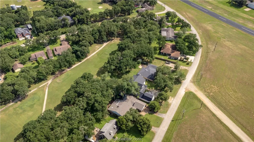 38 Golfview Drive Hilltop Lakes, TX 77871