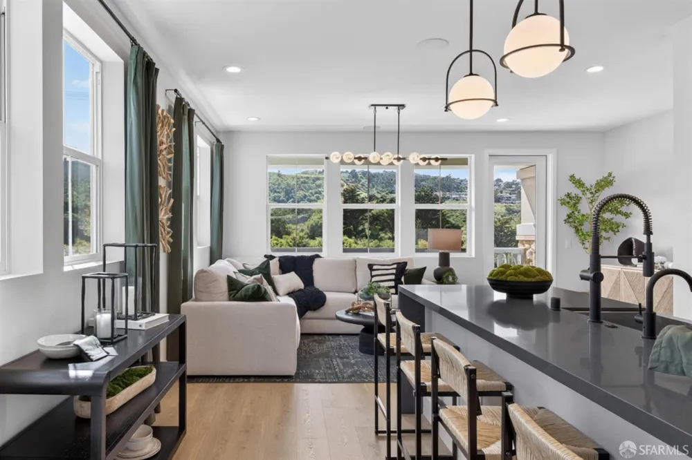2812 Cardon Way San Bruno, CA 94066