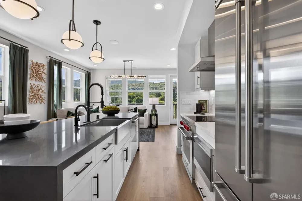 2812 Cardon Way San Bruno, CA 94066