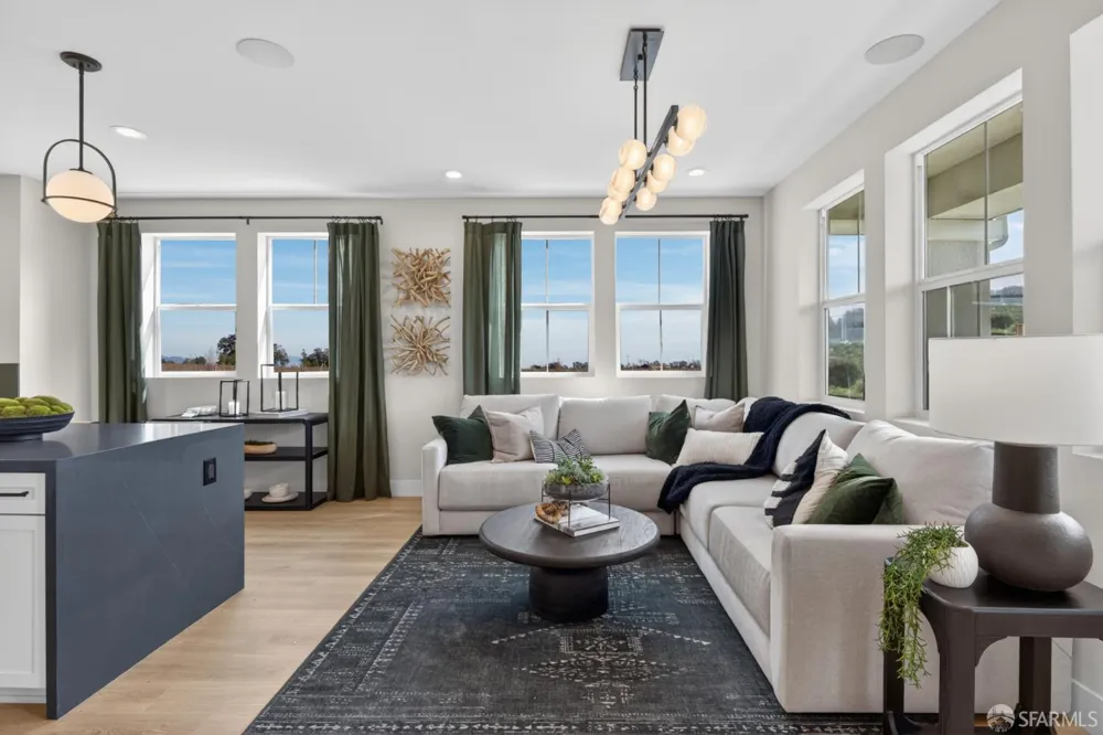 2812 Cardon Way San Bruno, CA 94066
