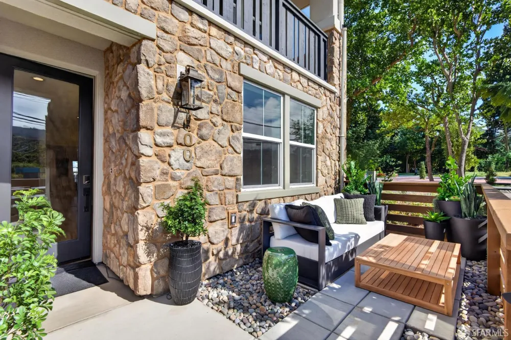 2812 Cardon Way San Bruno, CA 94066