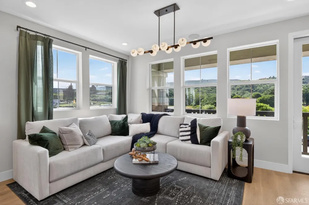 2812 Cardon Way San Bruno, CA 94066