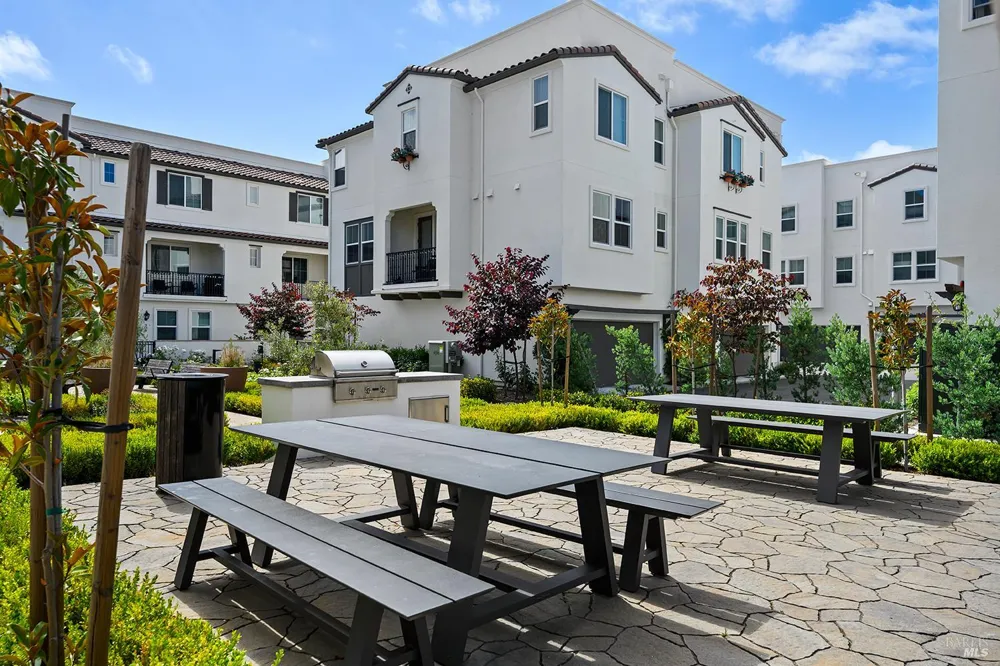 901 Rockview Road Novato, CA 94949