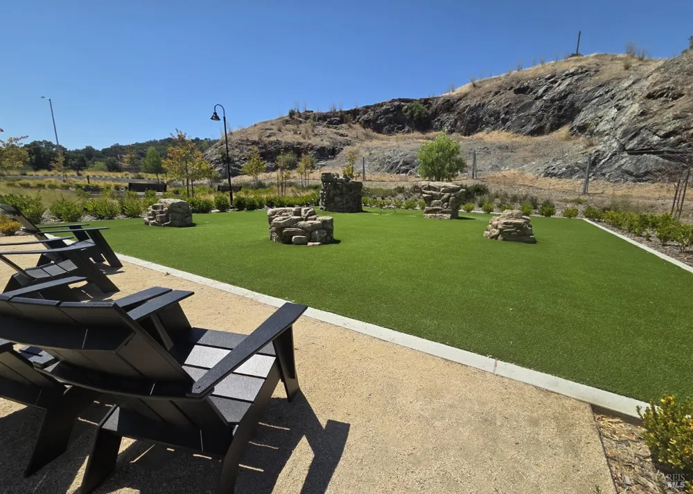 901 Rockview Road Novato, CA 94949