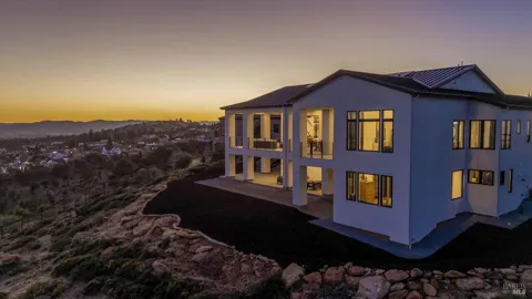 3773 Boulder Point