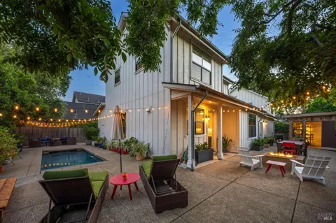 302 Hatchery Lane