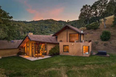 4752 Burke Hill Drive