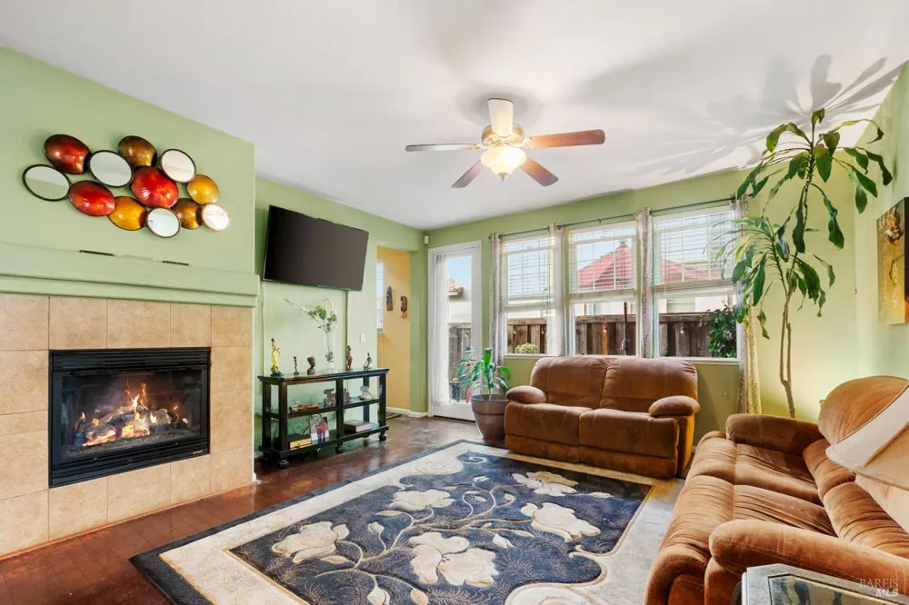 1653 Glenmore Drive Fairfield, CA 94533