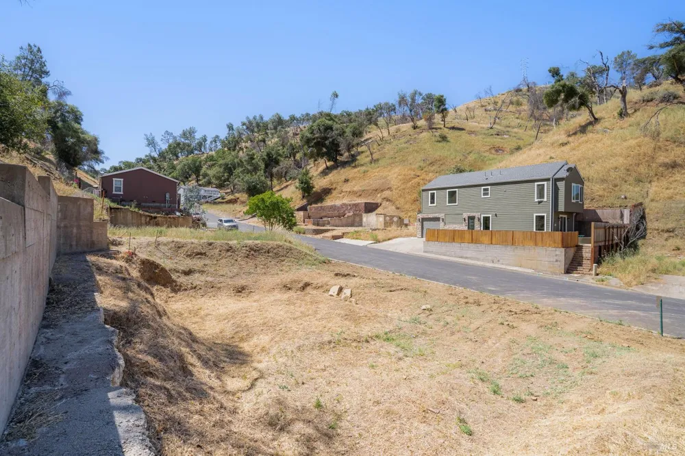 1050 Arroyo Grande Drive Napa, CA 94558