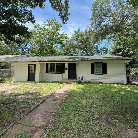 1306 Liveoak Avenue