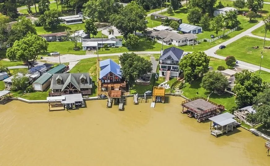 271 Ferguson Way Point Blank, TX 77364