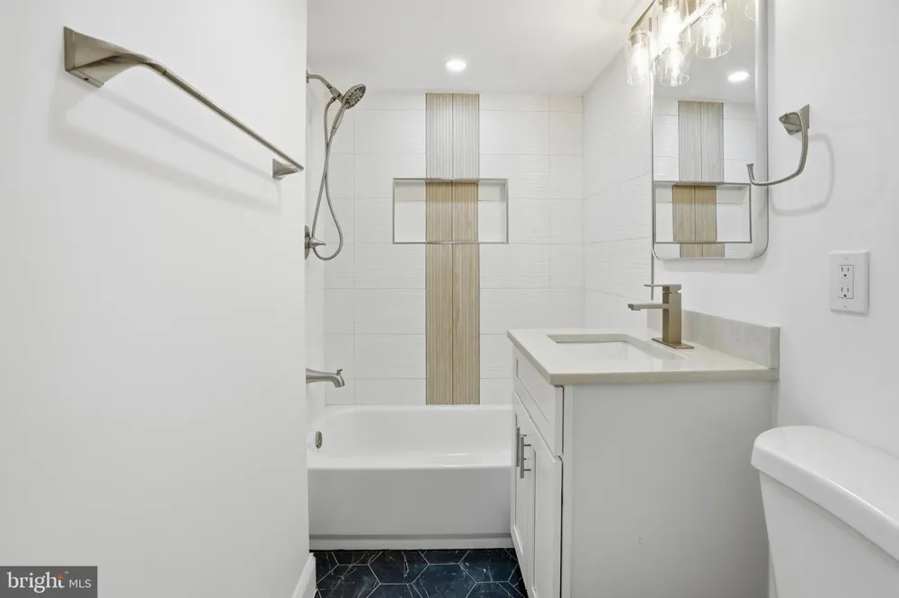 10704 HOWERTON AVENUE Fairfax, VA 22030