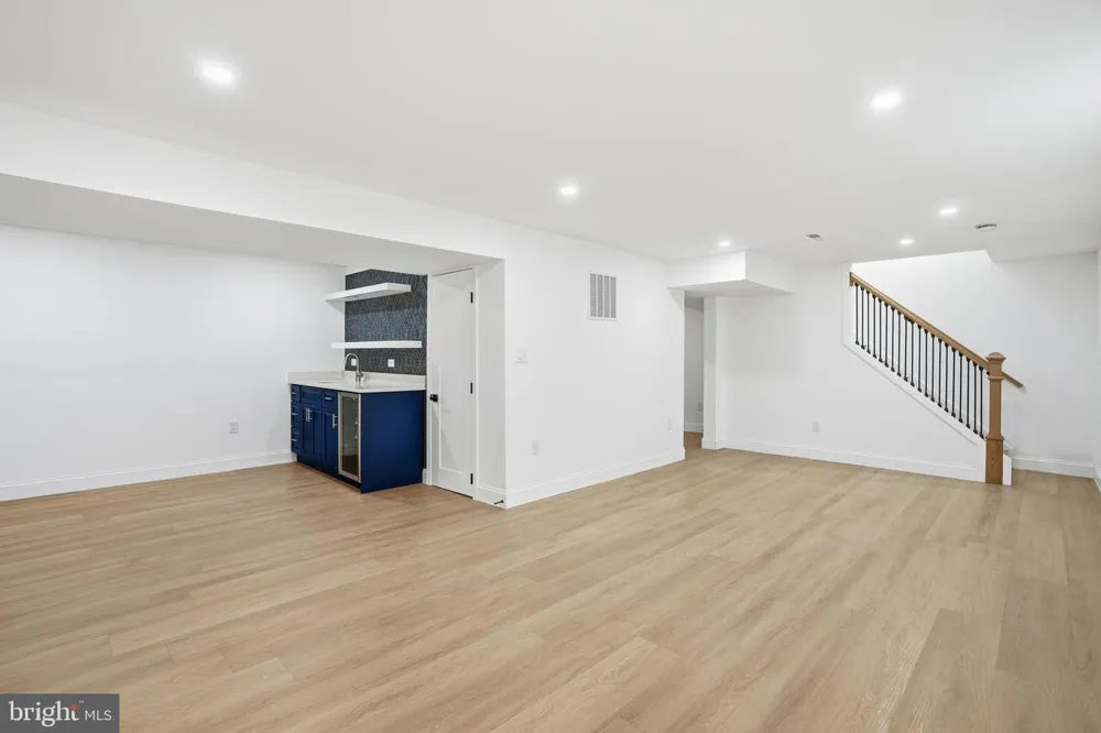 10704 HOWERTON AVENUE Fairfax, VA 22030