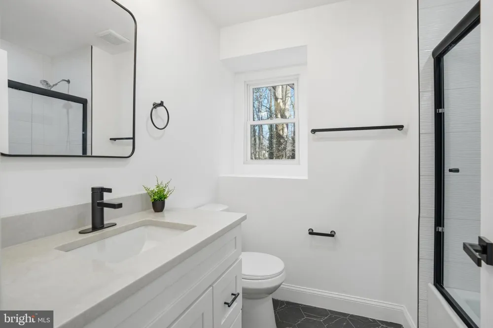 10704 HOWERTON AVENUE Fairfax, VA 22030