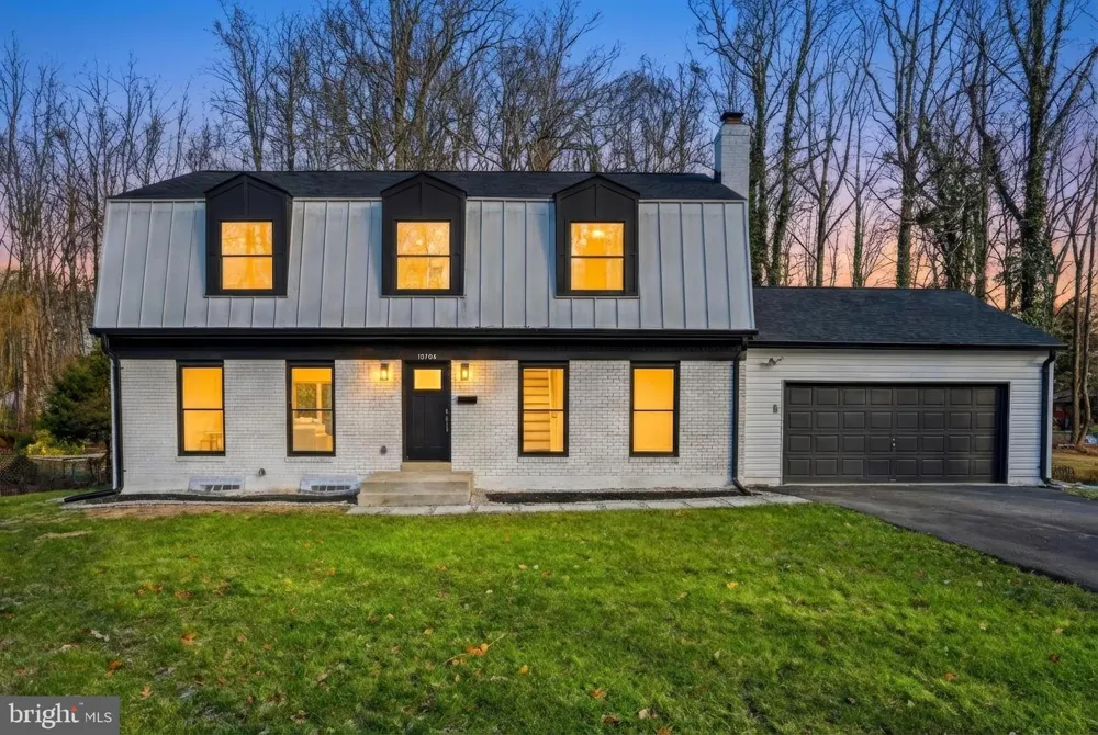 10704 HOWERTON AVENUE Fairfax, VA 22030