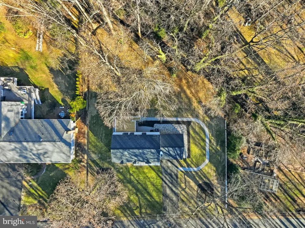10704 HOWERTON AVENUE Fairfax, VA 22030