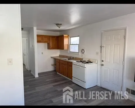389 Fayette Street #1