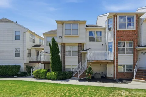 726 Harbortown Boulevard