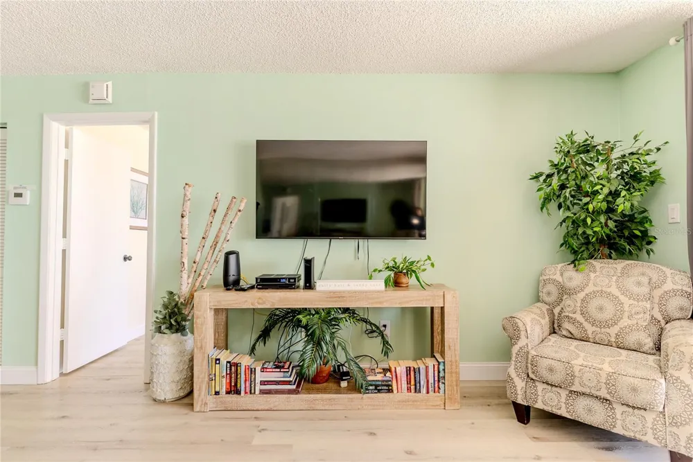 20040 GULF BOULEVARD #402 Indian Rocks Beach, FL 33785