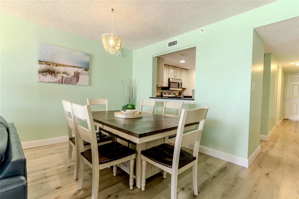 20040 GULF BOULEVARD #402 Indian Rocks Beach, FL 33785