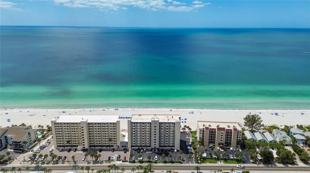 20040 GULF BOULEVARD #402 Indian Rocks Beach, FL 33785