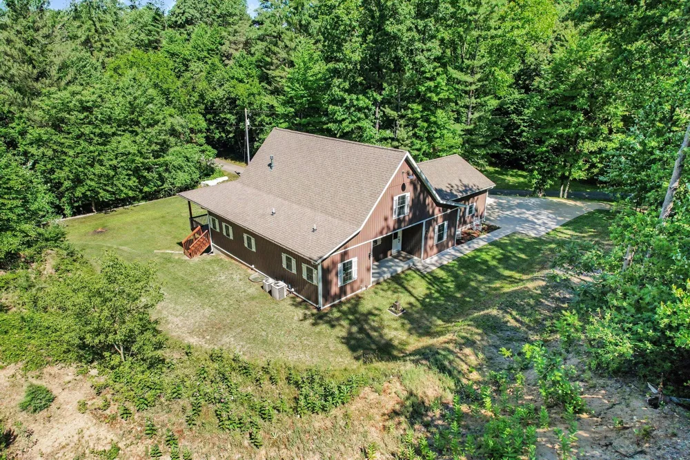 9370 Alex Drive Richland, MI 49083