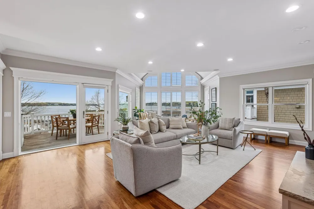 726 Widsten Circle Wayzata, MN 55391