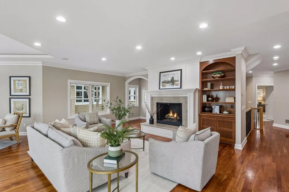 726 Widsten Circle Wayzata, MN 55391